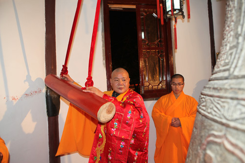 第三十五届寒山寺新年听钟声活动将举行