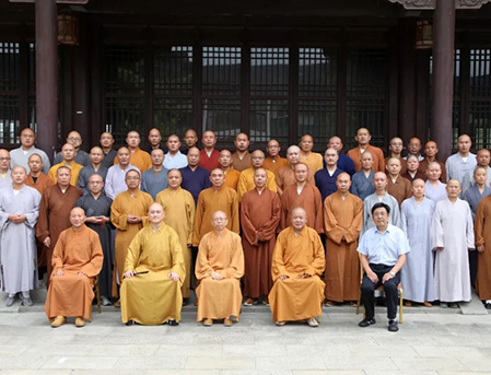 江苏佛教苏南苏北对口帮扶暨苏北地区僧才培训班在苏州举行