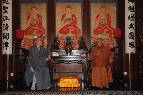 扬州文峰寺文峰慈善功德会一行参访苏州寒山寺